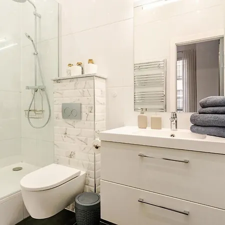 Montorgueil * パリ